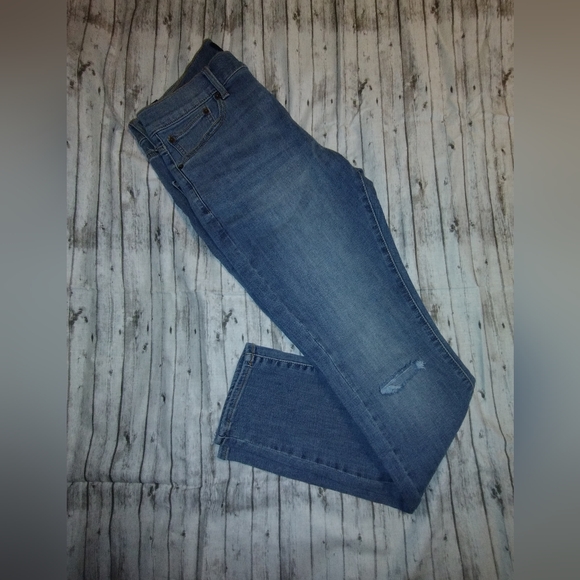 SALE. NWT Lucky Brand Jeans 411 Athletic Taper 3 way stretch - Picture 6 of 7